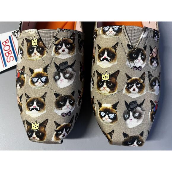 Skechers BOBS Shoes Womens Size 6.5 Tan Cat Print Slip On Memory Foam 33108 - Picture 5 of 8